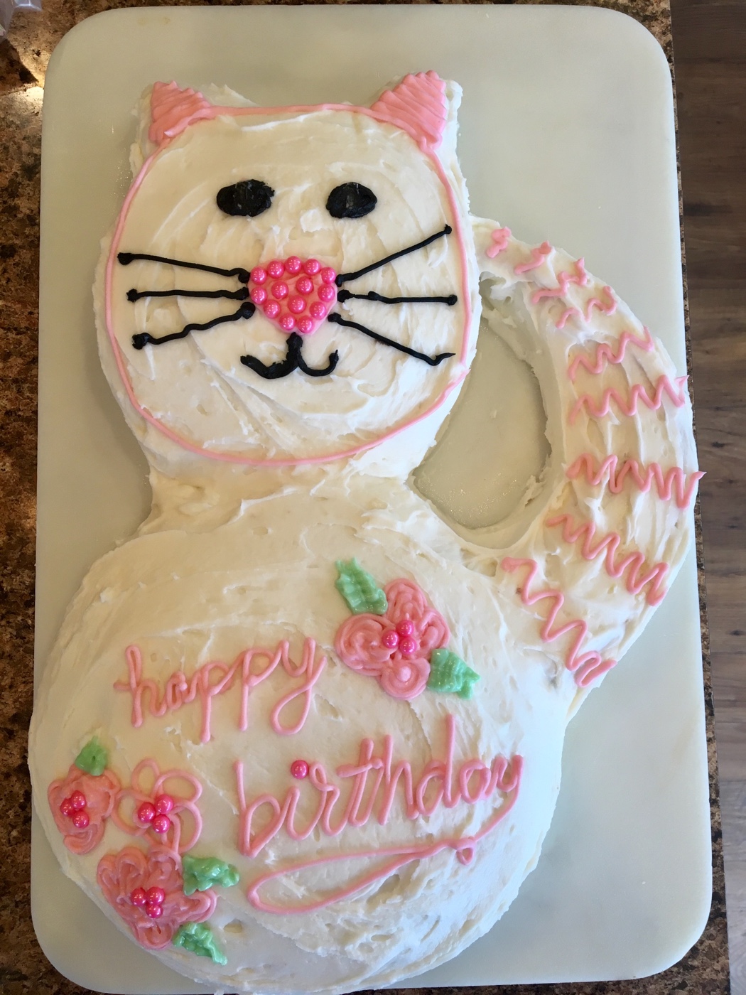 Easy Kitty Cat Cake from a Box Mix and Standard Pans
